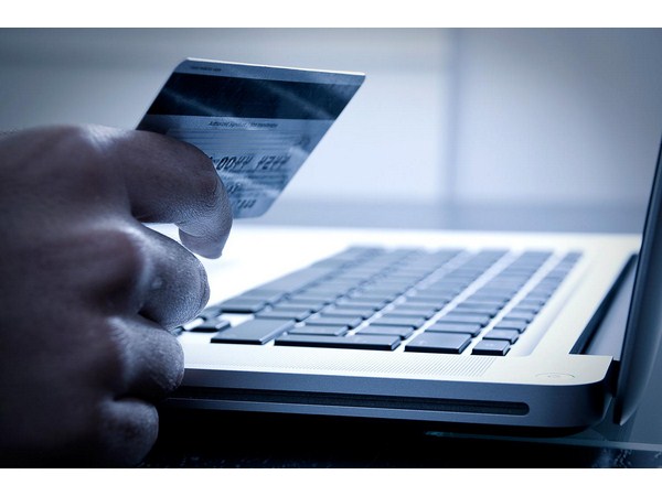 సురక్షితమైన ఆన్‌లైన్ షాపింగ్ కోసం.. 10 చిట్కాలు