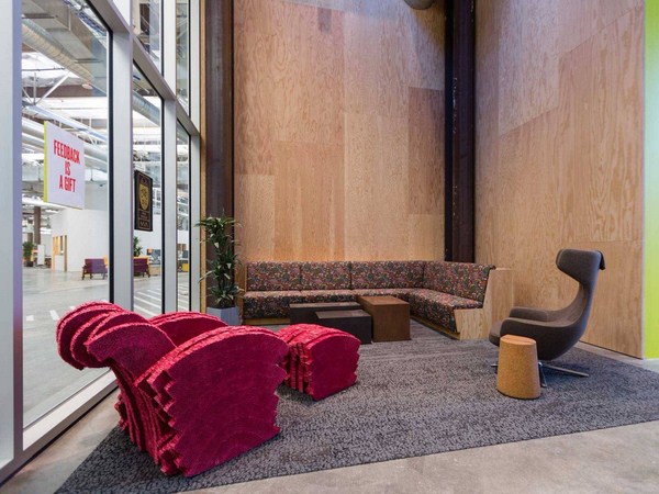 ఫేస్‌బుక్ నూతన కార్యాలయం మెన్లోపార్క్, కాలిఫోర్నియా