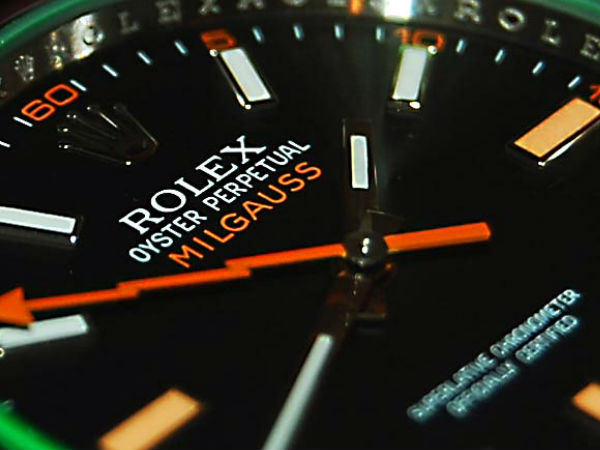 జేమ్స్ బాండ్ వాడిన 10 బెస్ట్ గాడ్జెట్స్