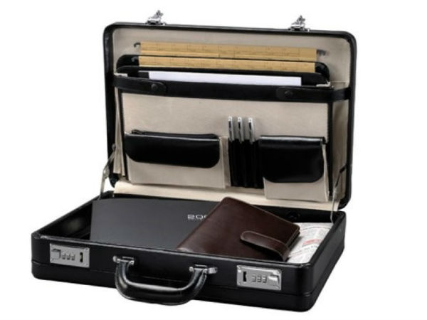 జేమ్స్ బాండ్ వాడిన 10 బెస్ట్ గాడ్జెట్స్