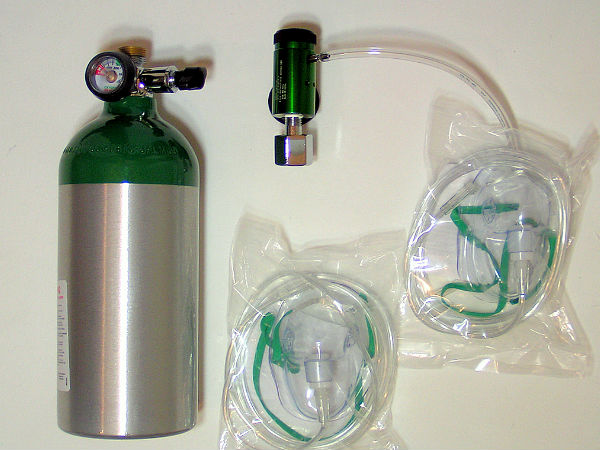 జేమ్స్ బాండ్ వాడిన 10 బెస్ట్ గాడ్జెట్స్