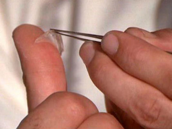 జేమ్స్ బాండ్ వాడిన 10 బెస్ట్ గాడ్జెట్స్