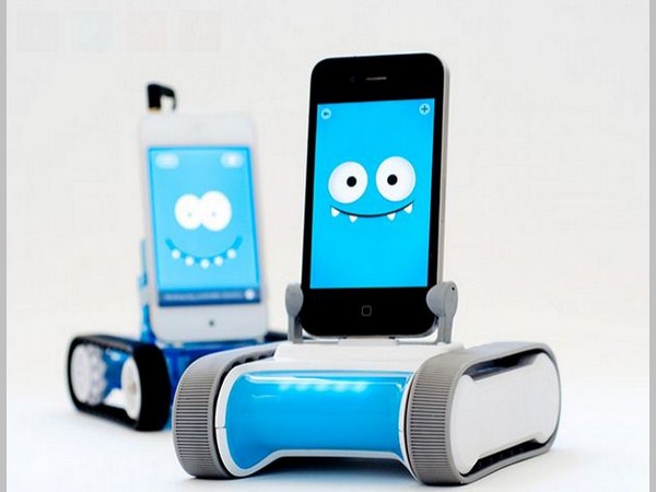 స్మార్ట్‌ఫోన్‌తో కంట్రోల్ చేసుకోగలిగే క్రేజీ కూల్ టాయ్స్