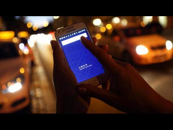 మొబైల్ ఫోన్‌లు.. మారిన బతుకులు