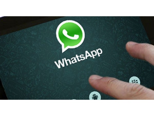  మీ వాట్సాప్ అకౌంట్‌లో మార్చవల్సిన  ముఖ్యమైన సెట్టింగ్స్ 