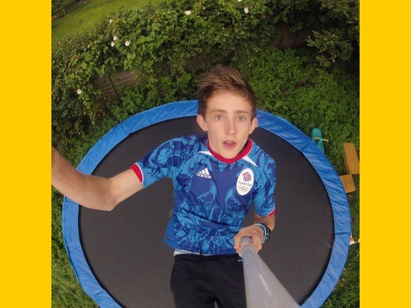 పలు ప్రాణాంతక సెల్ఫీలు