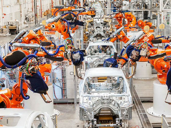 టెక్నాలజీలో దూసుకుపోతున్న 12 దేశాలు