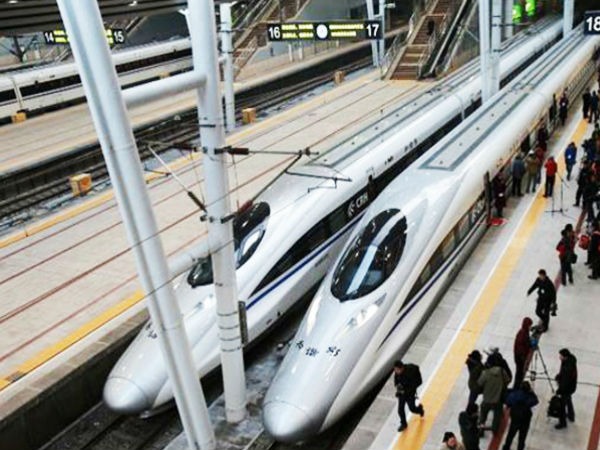 టెక్నాలజీలో దూసుకుపోతున్న 12 దేశాలు