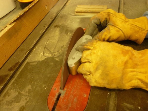 స్ర్కీన్ పై గీతలు పడ్డాయా..?