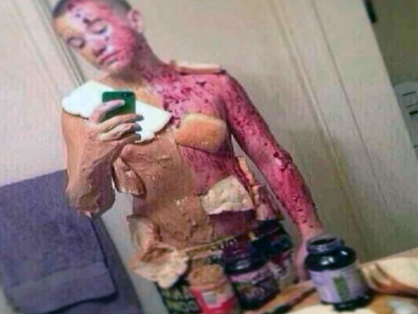 సోషల్ మీడియాలో హల్‌చల్ చేస్తున్న12 క్రేజీ సెల్ఫీలు