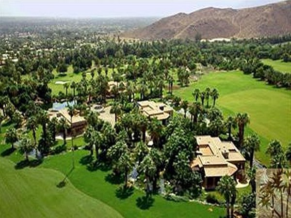 టెక్నాలజీ ప్రముఖల విహార స్థావరాలు