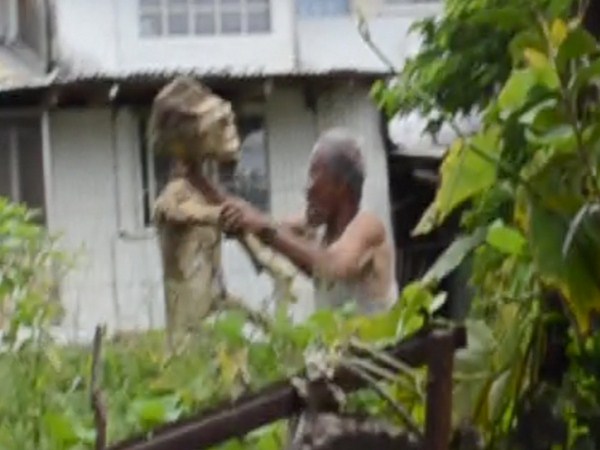 ఇంటర్నెట్‌లో హల్‌చల్ చేస్తోన్న పలు అనుమానాస్పద ఏలియన్ చిత్రాలు..?