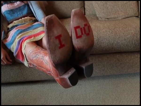 ఫేస్‌బుక్ మిలియనీర్లు థ్రిల్లింగ్ లవ్ స్టోరీలు