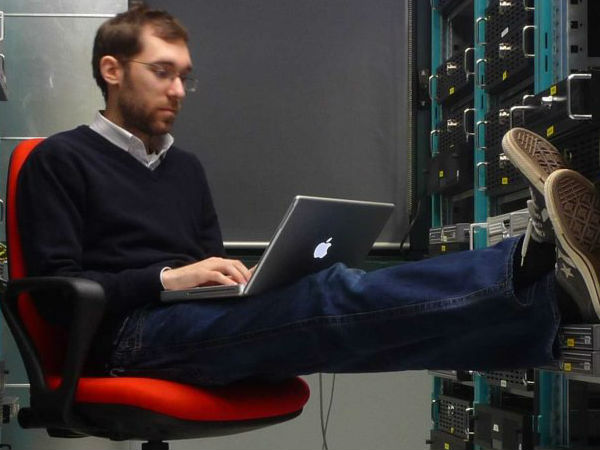 సాఫ్ట్‌వేర్ జాబ్స్.. వాళ్లకు ఎంత జీతం ఇస్తారు?