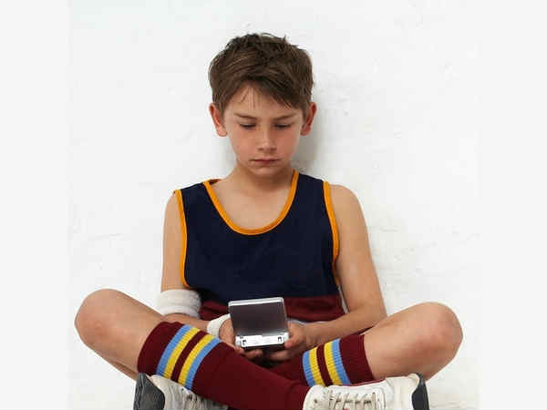 అతిగా వీడియో‌గేమ్‌ ఆడటం వల్ల సంభవించే ప్రమాదాలు