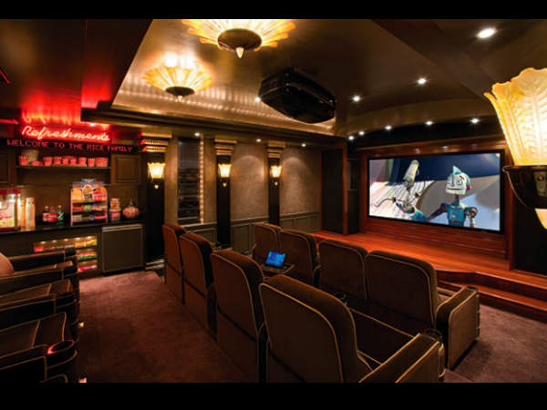 మినీ హోమ్ థియేటర్ సిస్టమ్స్.. అదరగొట్టే లుక్‌తో