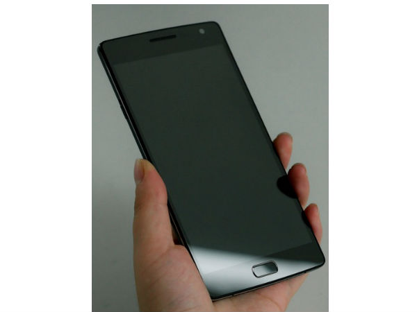 వన్‌ప్లస్ 2 స్మార్ట్‌ఫోన్ హైడెఫినిషన్ ఫోటోలు