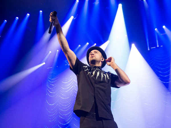 మనది ఏదో తెలియని బంధం నేస్తం 