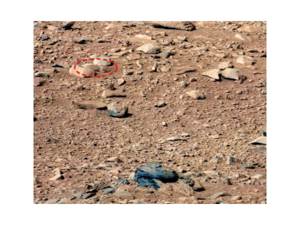 అంగారకుడి పై పరిశోధనాలు సాగిస్తోన్న క్యూరియాసిటీ మార్స్ రోవర్