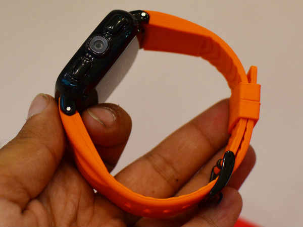 స్మార్ట్ వాచీతో స్మార్ట్ గా మాట్లాడేద్దాం 