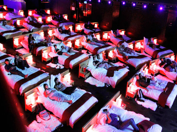 కొత్తదనం నిండిన క్రియేటివ్ బిగ్ స్ర్కీన్స్