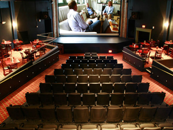 కొత్తదనం నిండిన క్రియేటివ్ బిగ్ స్ర్కీన్స్