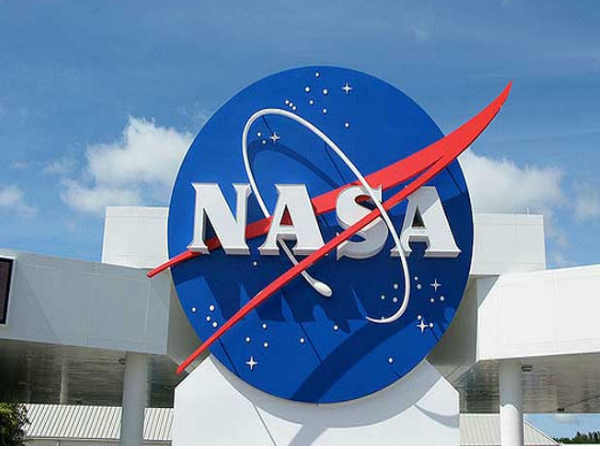 అంతరిక్షంలో స్పేస్ వాక్ ను లైవ్ లో చూసేద్దాం 