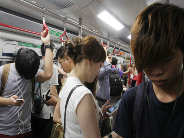 ఫోన్ స్ర్కీన్‌కు దెబ్బతగిలతే