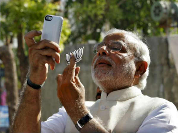 మోడీజీ..మీ సెల్పీ కథ అదిరింది. 