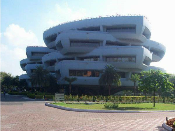 అద్భుతైన ఇండియన్ ఐటీ పార్క్స్