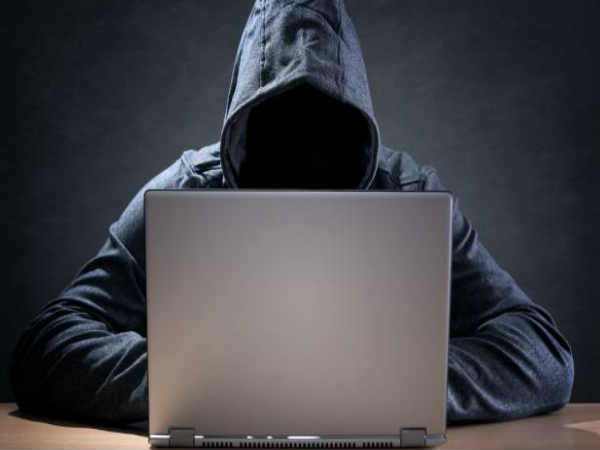 దేశాల సీక్రెట్ పై కన్ను 