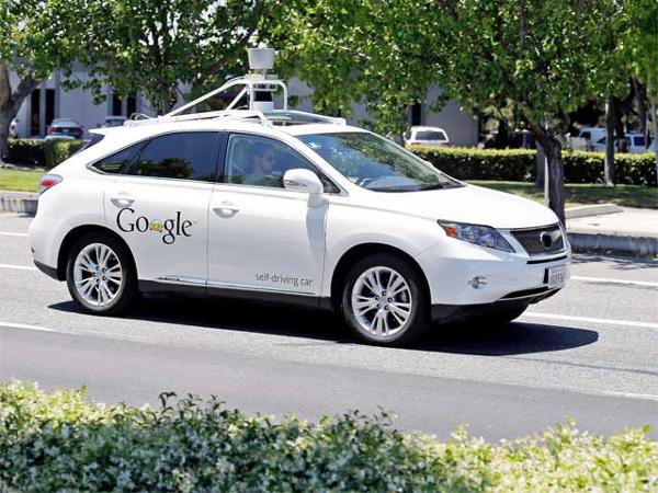 గూగుల్ సెల్పీ డ్రైవింగ్ కార్లు హిట్టా..ఫట్టా..