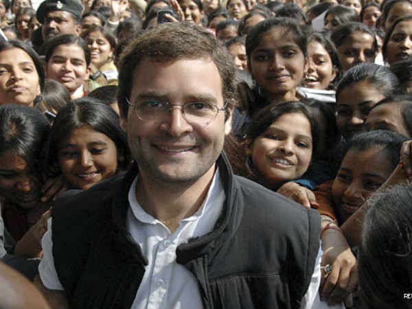 అమ్మాయిల ఫాలోయింగ్