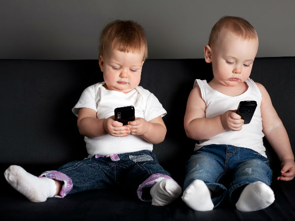  పిల్లలకు స్మార్ట్‌ఫోన్ అలవాటు చేస్తున్నారా..?