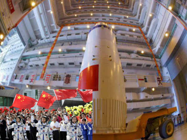 జియోక్వాన్ - గోబి ఎడారి (చైనా)