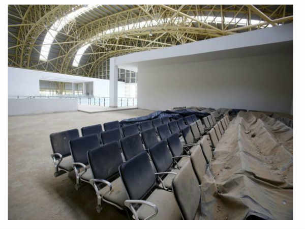 3 లక్షల మంది ప్రయాణికులు... 180 సీట్లు