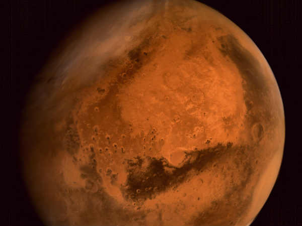 ఉపరితలానికి సంబంధించి మామ్  తీసిన ఫోటోలు