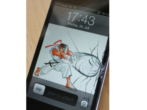 స్ర్కీన్ పగిలింది.. అయినా భలే కవర్ చేసారు