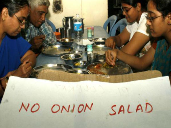 ముదిరిన ఉల్లి లొల్లి