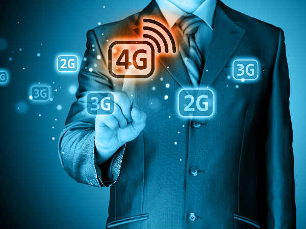 చైనా ఫోన్లకు ధీటుగా తమ బ్రాండ్లను మార్కెట్ లోకి