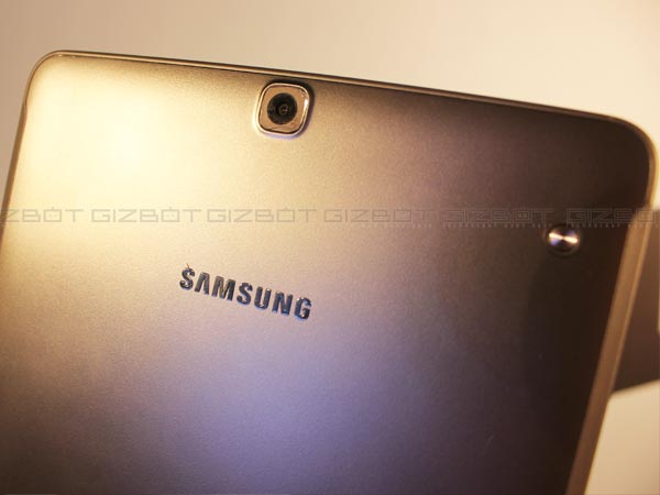 సామ్‌సంగ్ గెలాక్సీ టాబ్ ఎస్2 9.7 ఫోటో గ్యాలరీ 