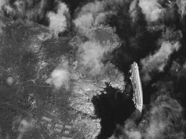 శాటిలైట్‌ల ద్వారా క్యాప్చుర్ చేయబడిన పలు ఆసక్తికర ఫోటోలు