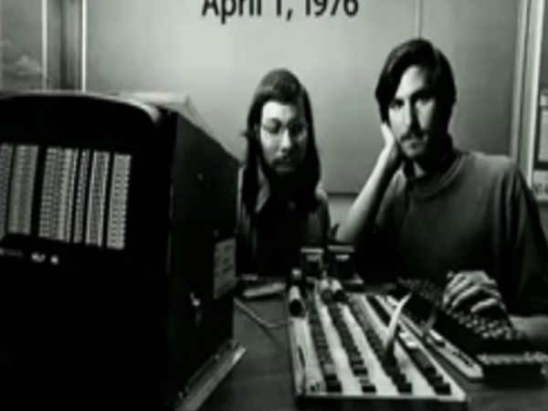 వేలానికి స్టీవ్ జాబ్స్ తొలి ఆస్తి 