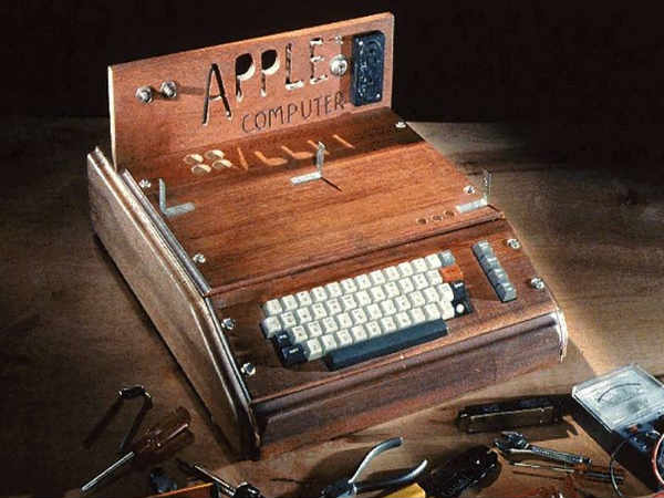 వేలానికి స్టీవ్ జాబ్స్ తొలి ఆస్తి 