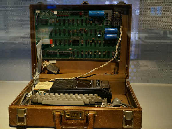 వేలానికి స్టీవ్ జాబ్స్ తొలి ఆస్తి 