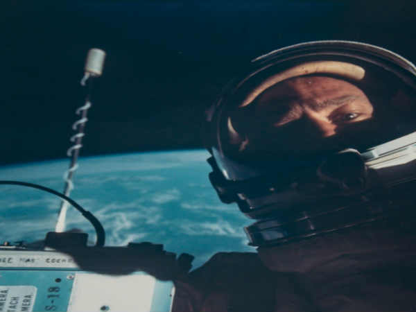 అంతరిక్షంలో అరుదైన ఫోటోలు