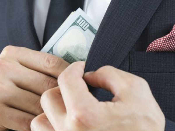 తొలగించుకోవాలంటే 500 డాలర్లు