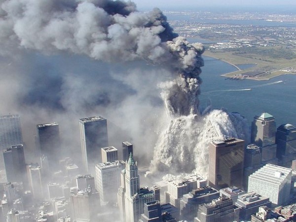 9/11 దాడులకు 14 ఏళ్లు, విషాదకర చిత్రాలు