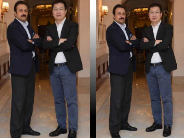 ఫాక్స్‌కాన్‌తో చేతులు