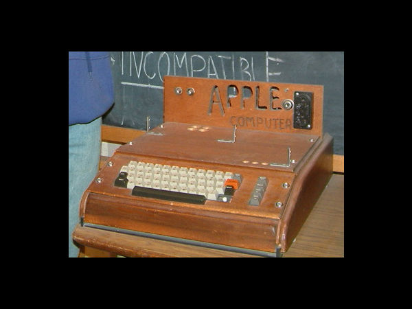 యాపిల్ గురించి ఆసక్తికర నిజాలు